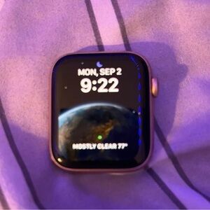 Apple Rose Gold Smartwatch